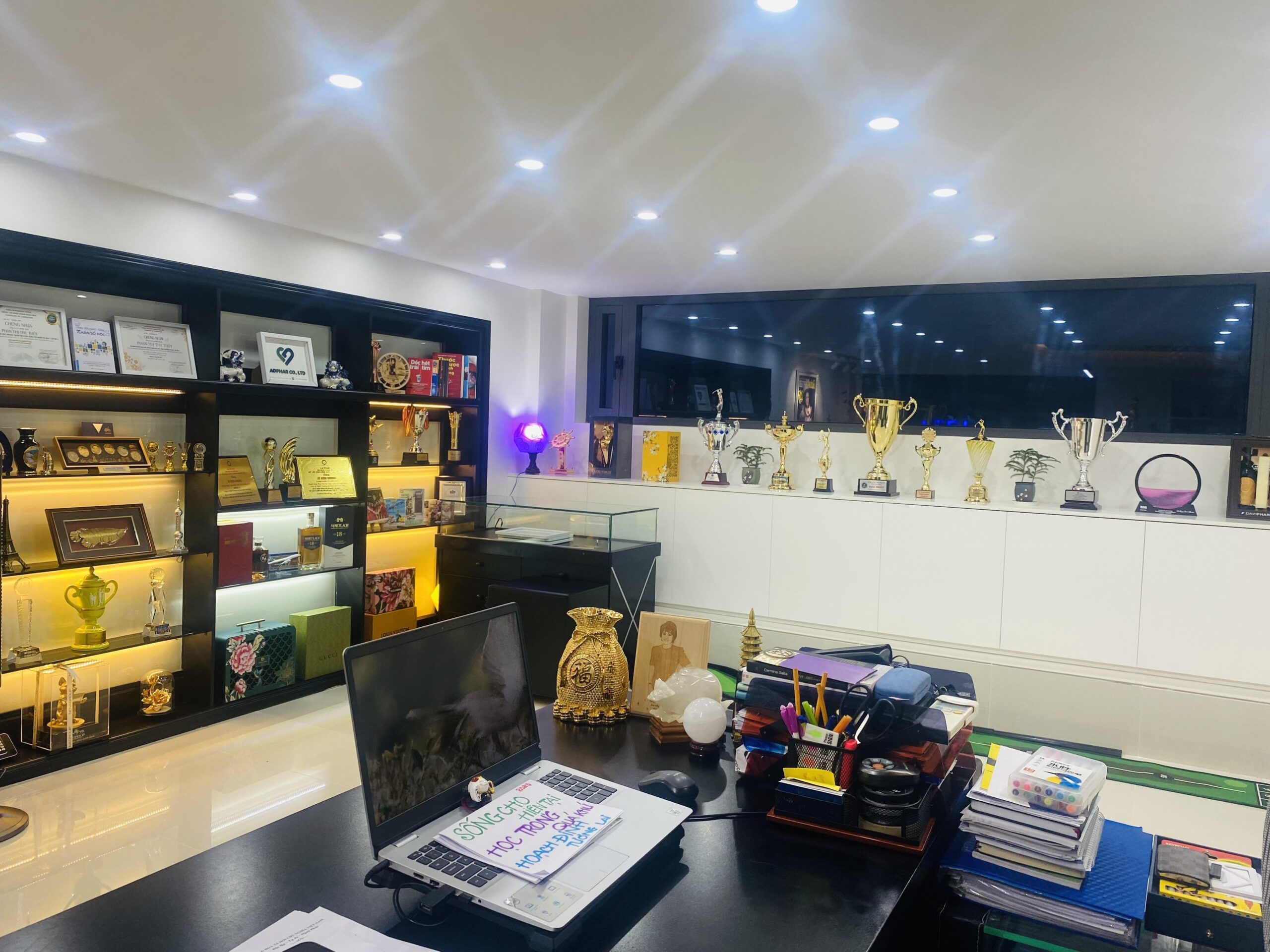 VĂN PHÒNG AD PHARCO 78 z4496915692236 bda6207b0f6e5d9f9ae1b4f5c601facd scaled